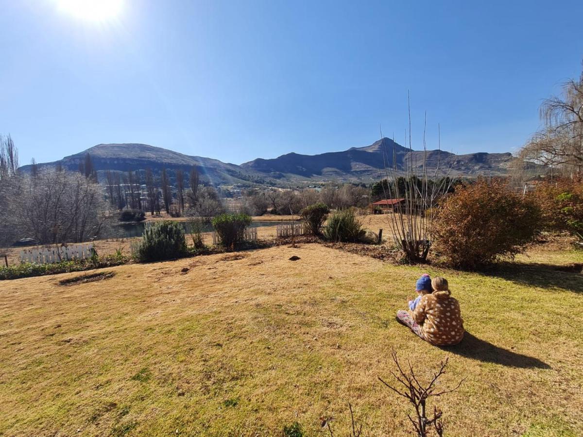 Lake Clarens Guest House Bagian luar foto