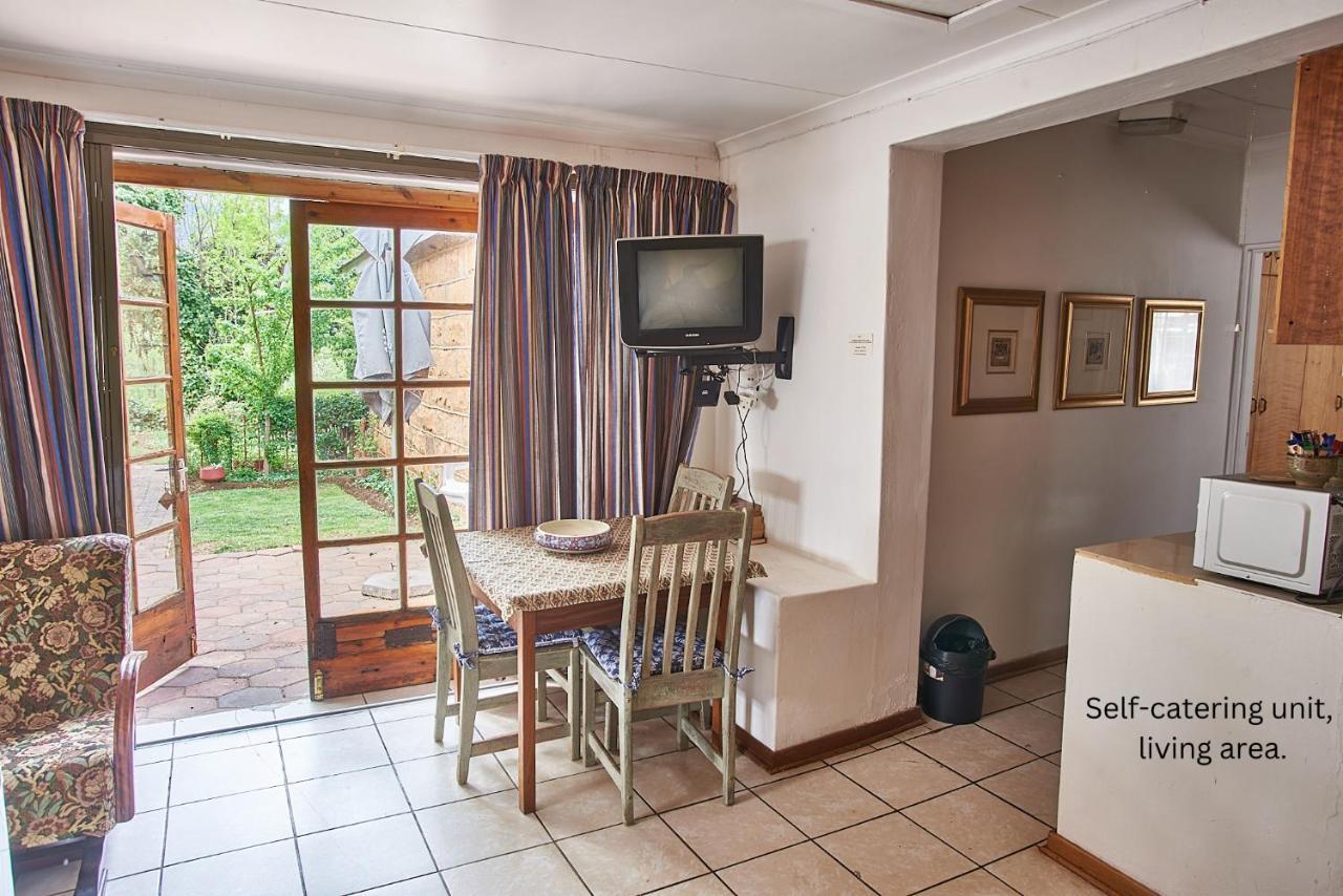 Lake Clarens Guest House Bagian luar foto