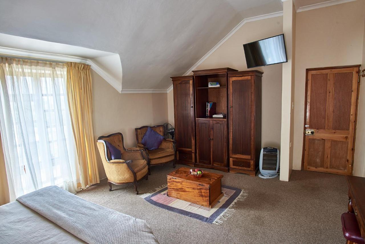 Lake Clarens Guest House Bagian luar foto